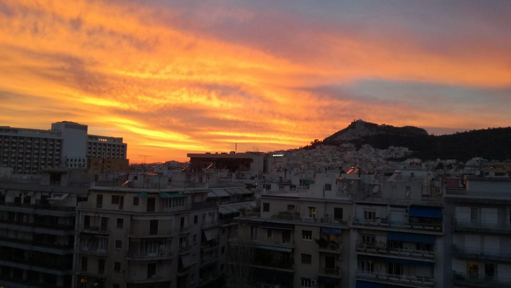 Top Floor Studio Near Metro&View&200Mbps Atena Exterior foto