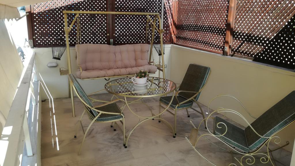 Top Floor Studio Near Metro&View&200Mbps Atena Exterior foto